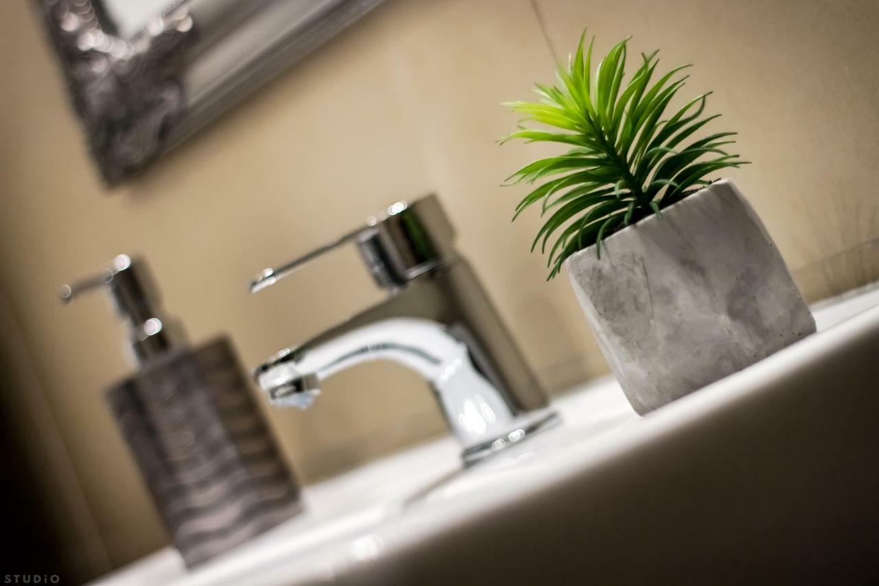 Apartment Clicktheflat Tamka Street *